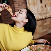 It's Cheese Pizza Day! Yuk, Kunjungi 5 Kedai Pizza Lezat di Jakarta Ini untuk Merayakannya