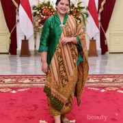 Makna Menarik Kain Jarik Khas Jawa