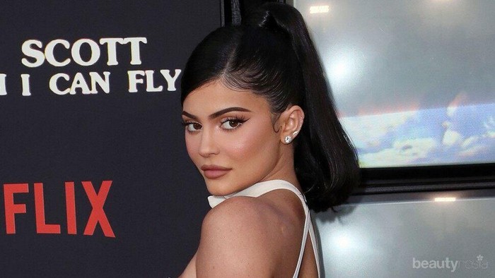 Tipe Lelaki Kylie Jenner Dilihat dari Mantan Kekasihnya, seperti Apa Sih? Tipe Lelaki Kylie Jenner Dilihat dari Mantan Kekasihnya, seperti Apa Sih?