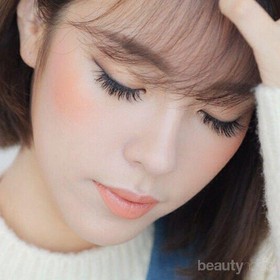 Gesit Cuma 5 Menit, Begini Cara Pakai Blush On untuk Pemula