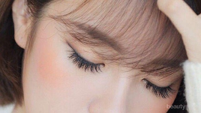 Gesit Cuma 5 Menit, Begini Cara Pakai Blush On untuk Pemula