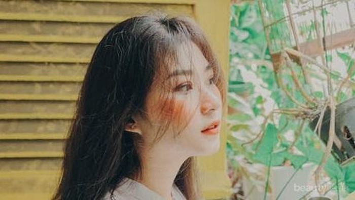 Jangan Salah, Begini Tips Pakai Blush On Sesuai Bentuk Wajah