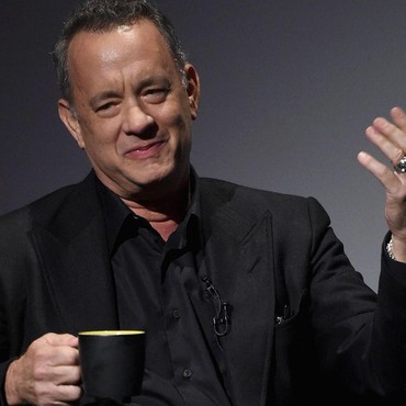 Cara Tom Hanks Hibur Bocah yang Di-bully karena Bernama Corona