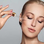 8 Rekomendasi Serum Vitamin C untuk Wajah Lebih Cerah dan Awet Muda