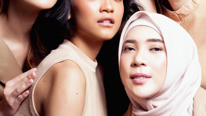 Natural Hingga Bold, 6 Warna Lip and Cheek NAMA Beauty By Luna Maya Natural Hingga Bold, 6 Warna Lip and Cheek NAMA Beauty By Luna Maya