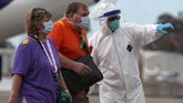 FOTO: Penumpang Kapal Pesiar Grand Princess Dikarantina Beberapa penumpang kapal pesiar Grand Princess yang merapat di Pelabuhan Oakland pada Senin (9/3) dinyatakan positif terinfeksi virus corona.
