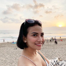 Makin Seksi, 6 Potret Vanessa Angel dengan Bikini yang Bikin Gagal Fokus