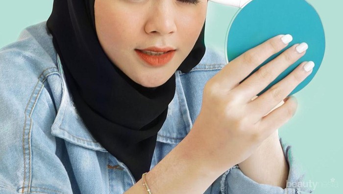 5 Rekomendasi Eyeshadow Lokal Praktis yang Bisa Dibaur dengan Jari 5 Rekomendasi Eyeshadow Lokal Praktis yang Bisa Dibaur dengan Jari