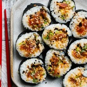 Sushi Memang Enak, Tapi Apakah Baik bagi Kesehatan?