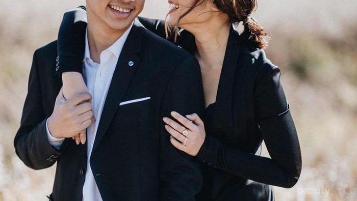 Uniknya Foto Prewedding Ayla Dimitri, Contek Juga Konsep Outdoor Lainnya!