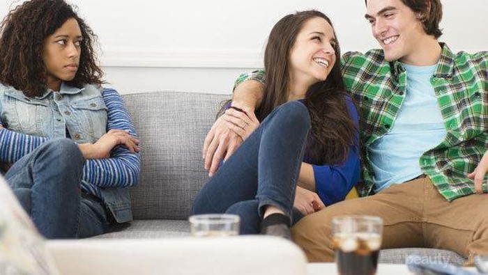 Kalau Sahabat Tidak Suka dengan Pacarmu, Haruskah Putus?