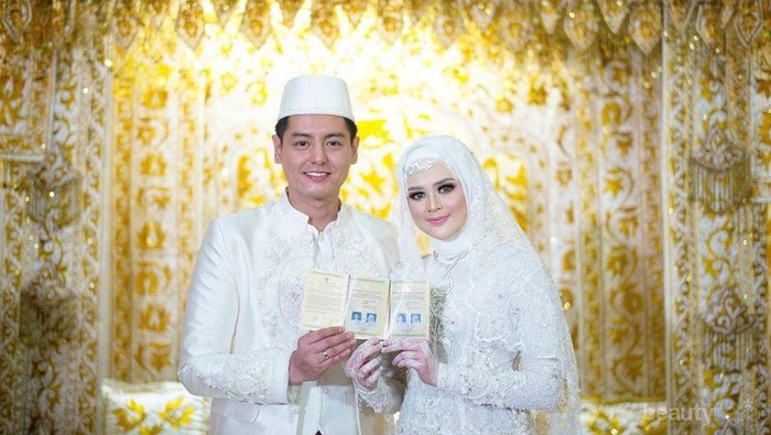 10 Potret Acara Pernikahan Cut Meyriska dan Roger Danuarta dengan Adat Khas Aceh