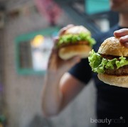 Ini Alasan Banyak Orang Tetap Makan Junk Food Meski Tidak Menyehatkan