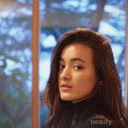 10 Pesona Cantik Mawar Eva van Jongh, Lawan Main Iqbal di Film Bumi Manusia