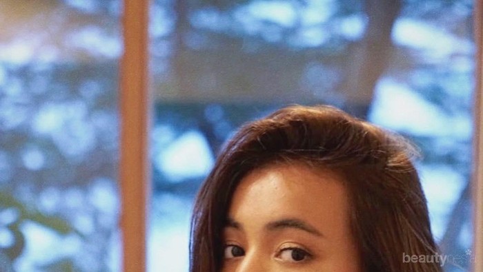 10 Pesona Cantik Mawar Eva van Jongh, Lawan Main Iqbal di Film Bumi Manusia