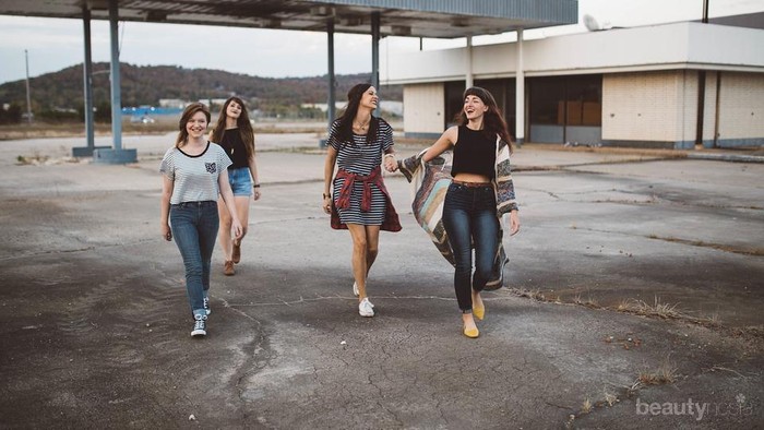 Terperangkap Pertemanan Toxic di Sekolah? Kamu Bisa Hadapi dengan Cara Ini!