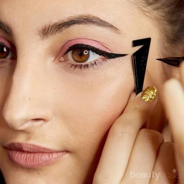 Mudah Kok! Ini 9 Tips Eyeliner untuk Pemula yang Bisa Kamu Coba