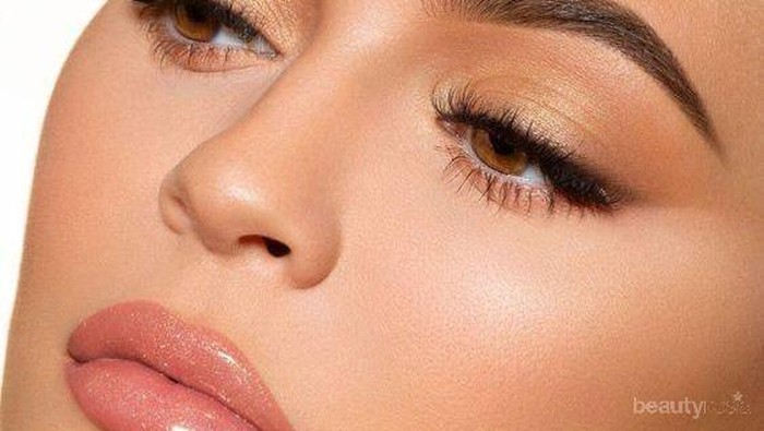 Suka Mencukur Alis? Yuk, Ketahui Dulu Efek Sampingnya!