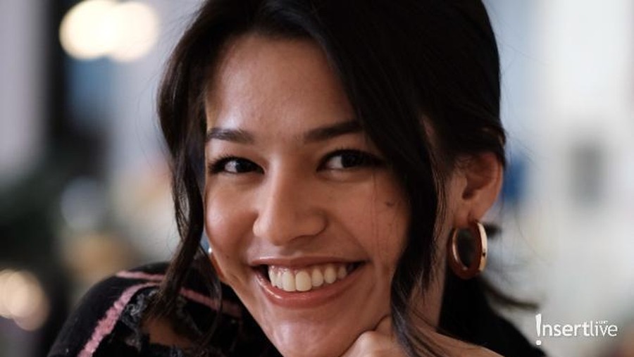 Chandra Liow, Susan Sameh dan Tommy Lim, para bintang film Bucin membeberkan aksi paling bucin mereka di dunia nyata.