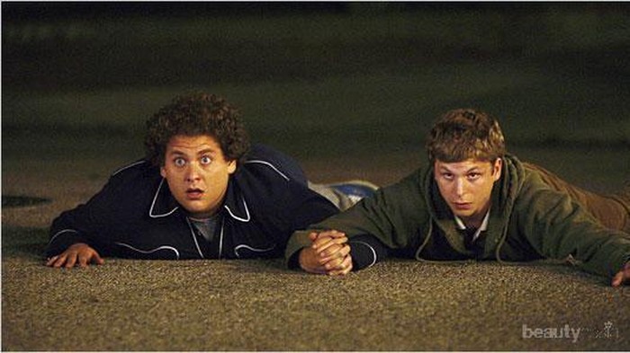 Hilangkan Stres dengan Tonton 7 Film Komedi Ini, Yuk!