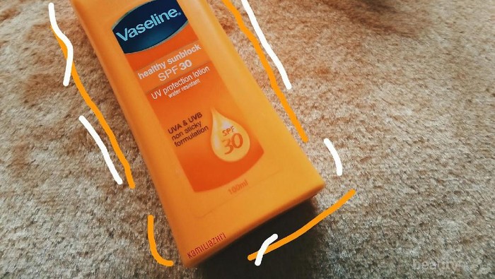 [FORUM] Pakai body lotion bagusnya di seluruh tubuh atau di tangan aja ya?