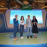 Mata Kering Akibat Main Gadget? Atasi dengan Cara Ini!