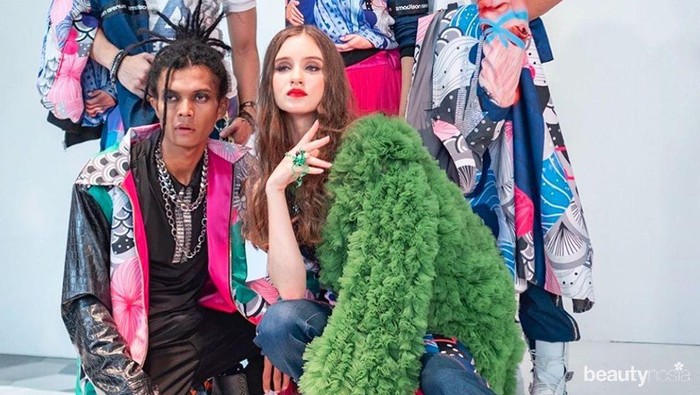 Aneh dan Unik! 5 Bahan Gak Biasa Ini Ternyata Bisa Digunakan Membuat Pakaian