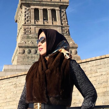 8 Fakta Shohibah, Istri Imam Nahrawi yang Jarang Terekspos