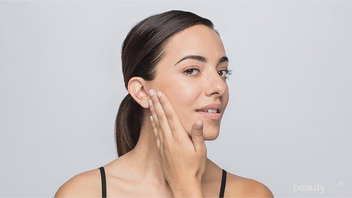 Cerahkan Kulit dengan Pakai Produk Facial Exfoliator Ini Yuk Ladies