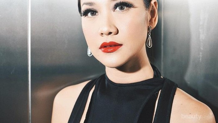 8 Artis Cantik Indonesia yang Berkolaborasi dengan Brand Makeup Ternama