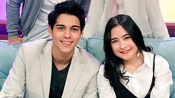 Momen Kebersamaan Prilly Latuconsina dan Maxime Bouttier Sebelum Putus Cinta
