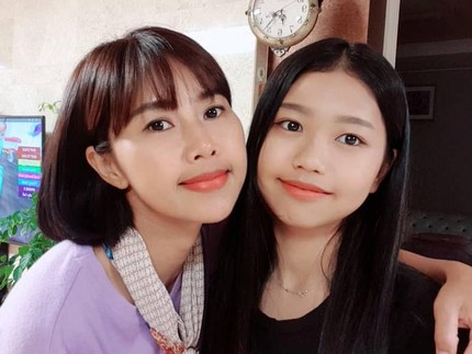 7 Potret Yannie Kim dan Putri Sulungnya, Kompak Seperti Kakak Adik