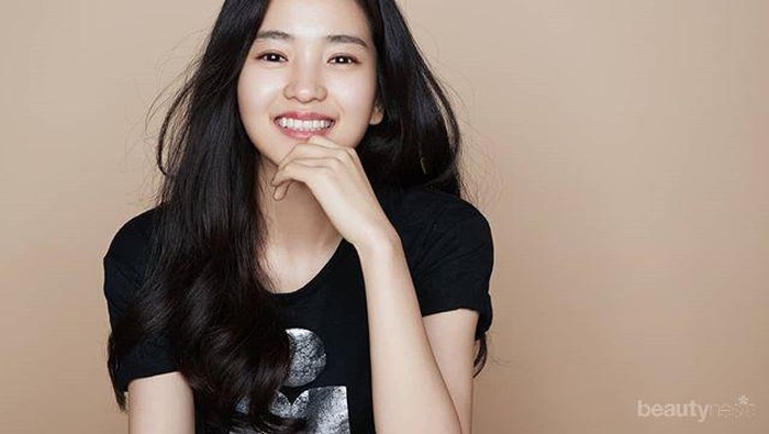 8 Potret Cantik Kim Tae Ri, Lawan Main Song Joong Ki di Film Terbaru Pasca Cerai