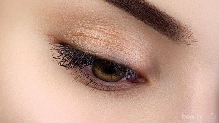 Bahkan Saat Berenang, 4 Pensil Alis dari Brand Lokal Berikut Super Awet Lho!