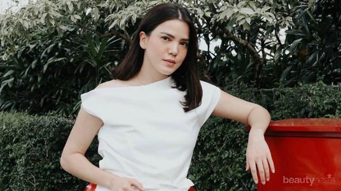 Masih Bersinar di Usia 30 Tahun, Ini Tips Cantik ala Alice Norin