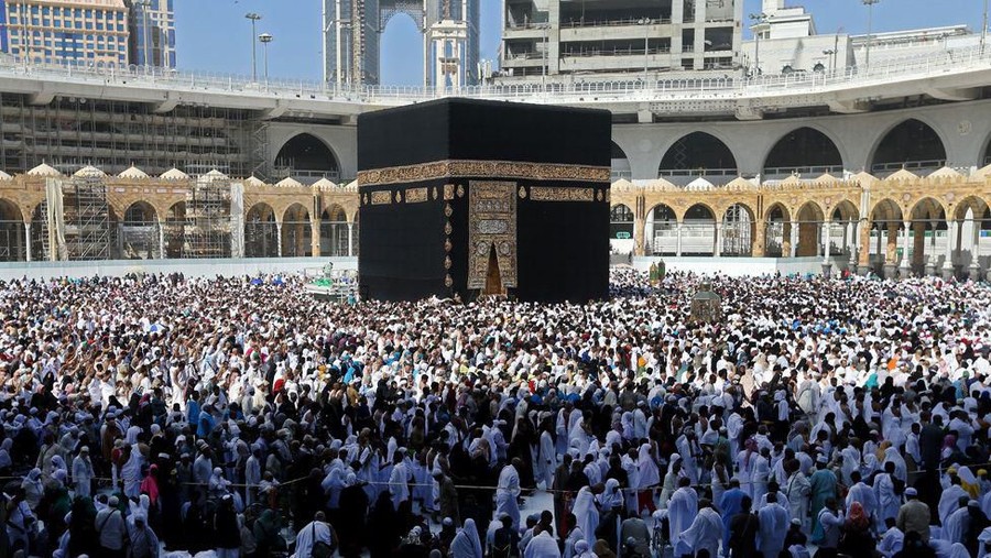 Terapkan Aturan Haji Baru Jemaah Dilarang  Menyentuh  Kabah