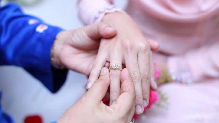 Mau Lamaran? Yuk Siapkan Beberapa Hal Ini