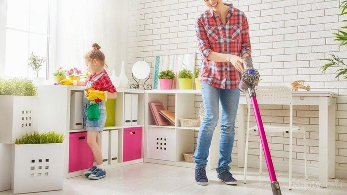 Duh, Kesalahan Membersihkan Rumah Ini Malah Bikin Rumah Keluarga Sehat Makin Kotor!