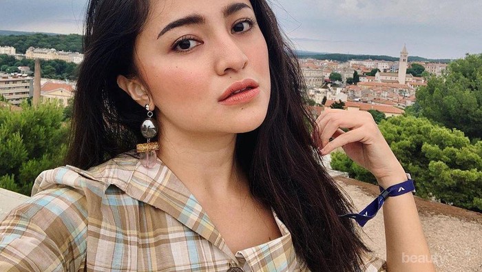 Gak Pernah Berubah, Ini 5 Gaya Marshanda Si 'Lala' di Bidadari yang Tetap Awet Muda