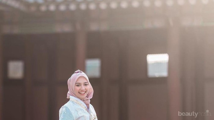 Inspirasi Dress Hijab Cantik untuk Jadi yang Paling Memesona di Hari Raya