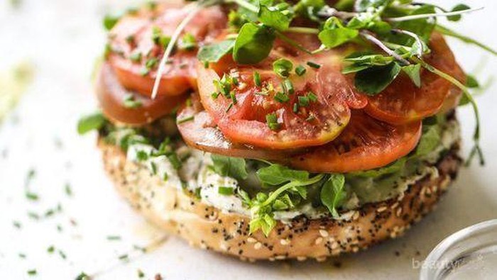 Resep Sandwich Tomat, Kreasi Sarapan Praktis yang Nikmat