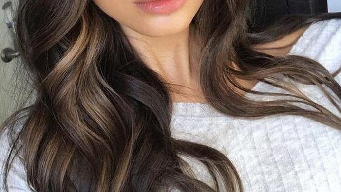 Cara Mudah Memakai Eyeliner Bagi Pemula Berdasarkan Jenisnya