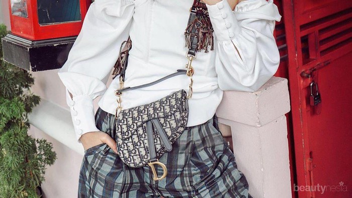 8 Spot Foto Anti-Mainstream ala Influencer Ayla Dimitri, Dijamin Banjir Likes!