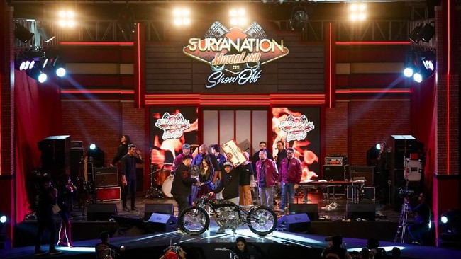 Suryanation Motorland membawa empat motor modifikasi buatan bengkel Indonesia ke Mama Tried Show, acara khusus pecinta modifikasi di AS.