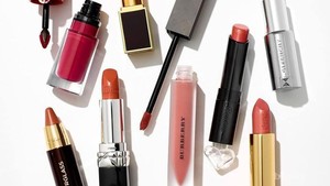 Shopping Guide: 5 Lipstik Best-Seller di Sociolla, Bukti Paling Favorit!