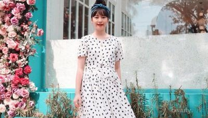 Inspirasi Gaya Baby Doll yang Imut dari Fashion Influencer Cherry Dreamy