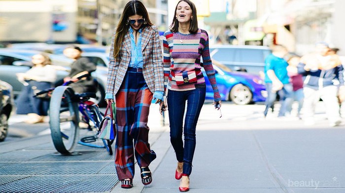 Tips Padu Padan Motif Outfit Agar Tak Tampak Berlebihan, 100% Chic!
