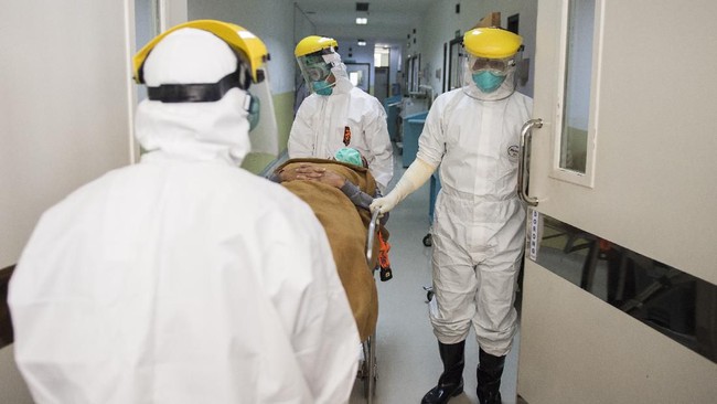 Satu tenaga medis di Prabumulih yang positif virus corona itu menambah jumlah pasien positif di Sumatera Selatan secara kumulatif menjadi 5 orang.