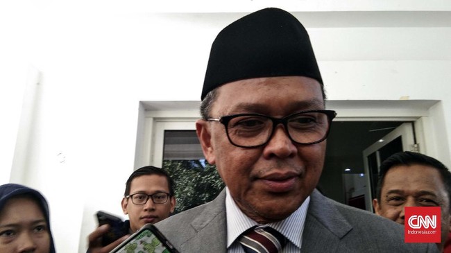 Gubernur Sulsel Nurdin Abdullah mengatakan Sulsel adalah penyuplai beras 27 provinsi. Jika petani di rumahkan sama saja menggagu pasokan beras nasional.