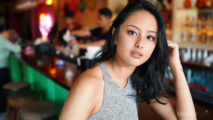 10 Potret Amanda Khairunnisa, Adik Maudy Ayunda yang Tak Kalah Cantik & Pintar